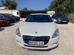 PEUGEOT 508 2.0 HDi HYbrid4 Allure 4x4 (Automata) VEZETETT SZERVIZKÖNYV