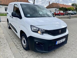 PEUGEOT PARTNER 1.5 BlueHDi 100 Premium L1 (3 személyes ) M.o-i!Vezetett sz.könyv!