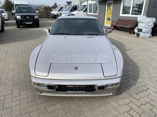 PORSCHE 944 II