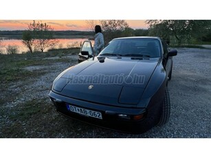 PORSCHE 944 II