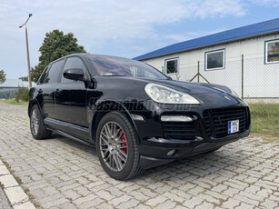 PORSCHE CAYENNE GTS