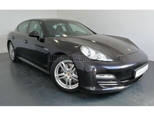 PORSCHE PANAMERA 4 PDK