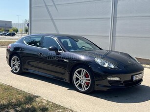 PORSCHE PANAMERA S V8-TÉLI-NYÁRI GUMISZETTEL-ÖSSZES KULCS-SZERVÍZELŐÉLET-MAGÁNSZEMÉLYTŐL