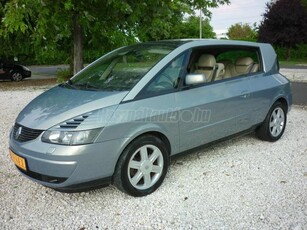 RENAULT AVANTIME 2.2 dCi