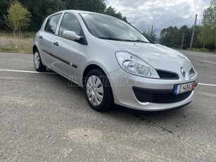 RENAULT CLIO 1.2 16V Authentique