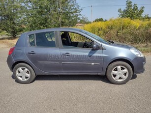 RENAULT CLIO 1.2 16V Authentique