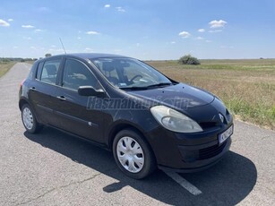 RENAULT CLIO 1.2 16V Authentique