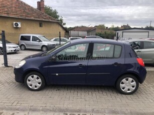 RENAULT CLIO 1.2 16V Authentique