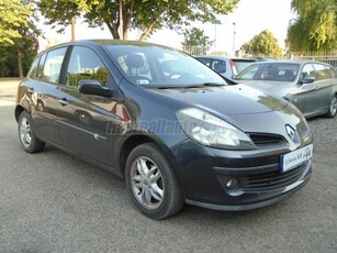 RENAULT CLIO 1.2 16V Authentique