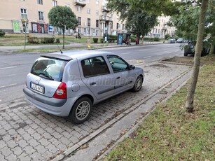 RENAULT CLIO 1.4 16V Azure