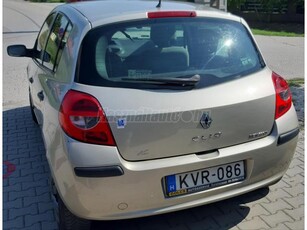 RENAULT CLIO 1.5 dCi Authentique Plus