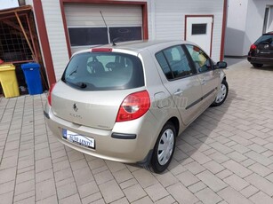 RENAULT CLIO 1.5 dCi Privilege SZERVIZKÖNYV. 203.000 KM. DIGIT. KLÍMA. MAGYAR RENDSZÁMOS