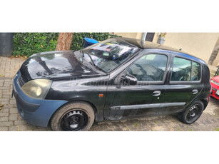 RENAULT CLIO 1.6 16V Privilege