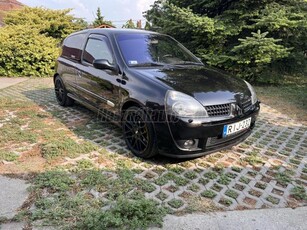 RENAULT CLIO 2.0 16VSport