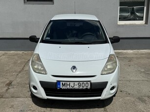 RENAULT CLIO III 1.5 dCi Société