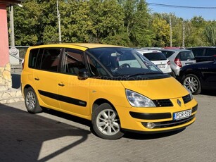 RENAULT ESPACE Grand2.0 dCi Initiale (7 személyes ) FULL 17K PDC 7FŐ BŐR 4XDKLÍMA FÜL TEMP VEZCS KGO HIFI NAVI EU5 TOMTOM ARKAMYS