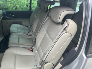 RENAULT ESPACE Grand2.0 dCi Privilege DPF (Automata) bőr belső. navigáció