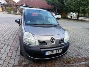 RENAULT GRAND MODUS 1.2 16V Authentique