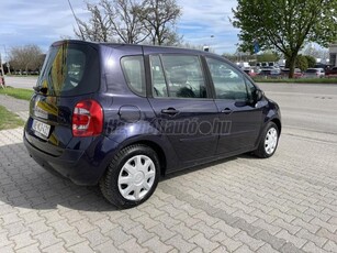 RENAULT GRAND MODUS 1.2 TCE Expression KLÍMA ! VEZETETT SZERVIZKÖNYV ! 127.000-km !