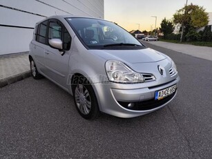 RENAULT GRAND MODUS 1.5 DCi Vezetett SZ.Könyv.115.000KM