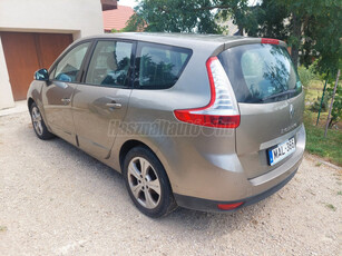 RENAULT GRAND SCENIC Scénic 1.5 dCi Privilege (7 személyes )