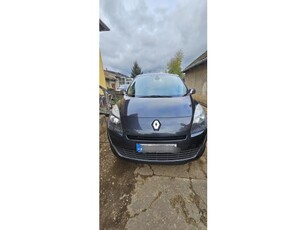 RENAULT GRAND SCENIC Scénic 1.6 16V Advantage