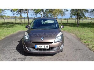 RENAULT GRAND SCENIC Scénic 1.6 16V Dynamique 7 személyes tom-tom