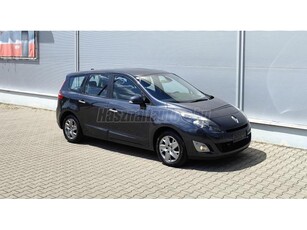 RENAULT GRAND SCENIC Scénic 1.6 dCi Stop&Start Privilege /VHOROG/KAMERA+E-H PARKRADAR/DIGITKLIMA/NAVI/ÜLFŰT/KEYLESS/TEMPOMAT/SZERVIZKÖNYV