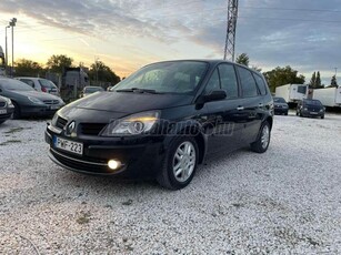 RENAULT GRAND SCENIC Scénic 1.9 dCi Privilege (Automata)