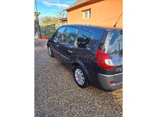 RENAULT GRAND SCENIC Scénic 2.0 dCi Monaco (Automata)