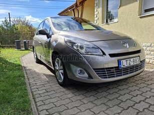 RENAULT GRAND SCENIC Scénic 2.0 dCi Privilege (Automata)