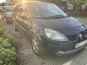 RENAULT GRAND SCENIC Scénic 2.0 dCi Privilege