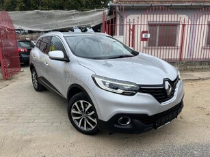 RENAULT KADJAR 1.5 dCi Energy Premiere Edition VEZETETT SZERVIZKÖNYV! NAVIGÁCIÓ-TEMPOMAT-SÁVTARTÓ-VONÓHOROG