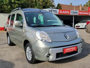 RENAULT KANGOO 1.6 16V Privilege (Automata) Tempomat Panoráma Navi Ülésfűtés Digitklíma Friss Műszaki!