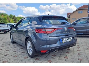 RENAULT MEGANE 1.2 TCe Intens 1 tulajdonos--navigáció-téli kerék-kevés km