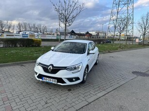 RENAULT MEGANE 1.2 TCe Zen Friss nagyszervíz