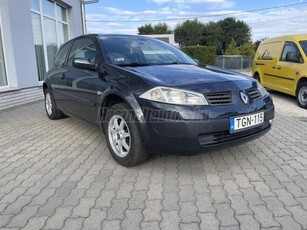 RENAULT MEGANE 1.4 Authentique Plus