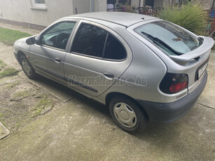 RENAULT MEGANE 1.4 Chic