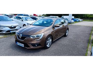 RENAULT MEGANE 1.5 dCi Zen Mo-i! Vezetett Sz.Könyv! Vezérlés Cserélve! Tolatóradar! GARANCIÁVAL! ÁFA-s!