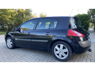 RENAULT MEGANE 1.6 Dynamique Plus