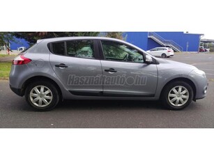 RENAULT MEGANE 1.6 Expression