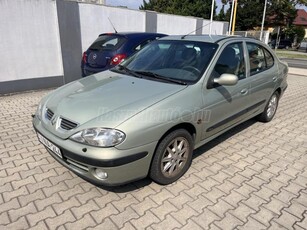 RENAULT MEGANE Classic 1.4 16V Expression 1 tulaj.téligumi!