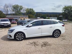 RENAULT MEGANE Grandtour 1.5 Blue dCi Intens SZERVIZK.HEAD UP DISPLAY. AUT.BEPARK.TÁBLAFELISMERŐ.SÁVTARTÓ