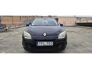 RENAULT MEGANE Grandtour 1.5 dCi Expression 1.5év vizsga..NAVIGACIÓ.5 L fogyasztás