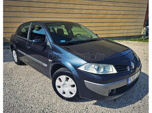 RENAULT MEGANE Lim. 1.4 Expression Gyönyörű állapotban. azonnal vihető!