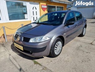 Renault Megane Limousine 1.4 Authentique Plus