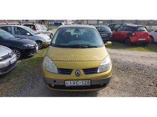 RENAULT SCENIC Grand Scénic 1.6 Authentique