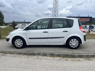 RENAULT SCENIC Grand Scénic 1.6 Authentique