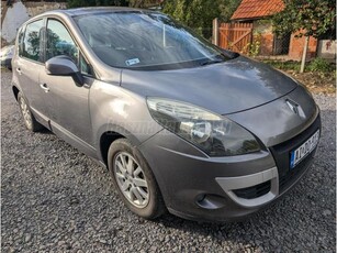 RENAULT SCENIC Grand Scénic 1.9 dCi Dynamique