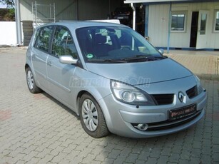 RENAULT SCENIC Grand Scénic 1.9 dCi Privilege (Automata)